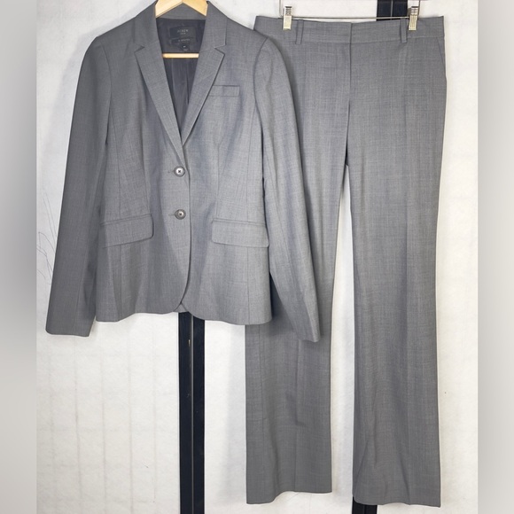 J. Crew Jackets & Blazers - J. Crew 1035 Women’s suit set. Size: 6T
